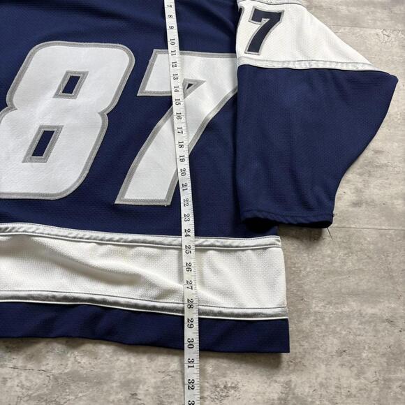 Vintage 90’s Minor League Bison Hockey Jersey - Picture 4 of 6